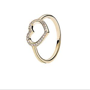 Pandora 14K yellow gold heart ring